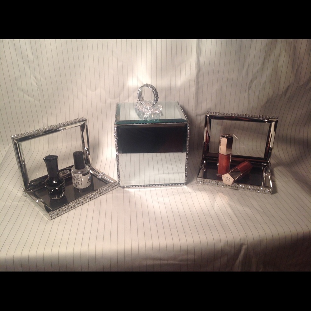 Handmade Jewelry Box & Accessories Stand